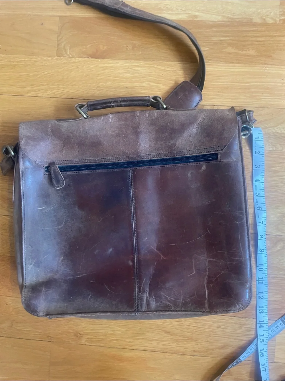 Beautiful Vintage Brown Leather computer bag; clasp is worn & slips out (OL3)